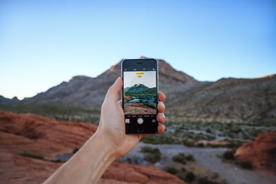 5 Ways to Keep Your Phone Dry on the River